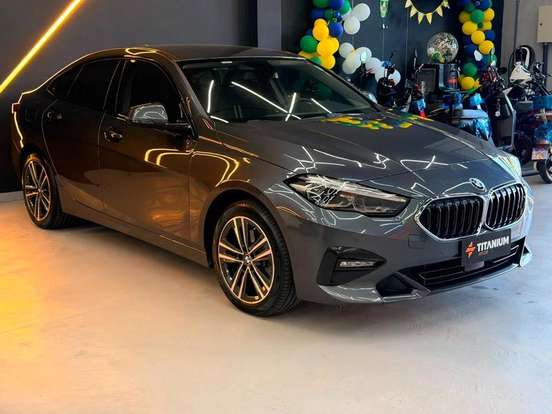 BMW-218i-2020
