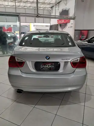 BMW-320i-2008