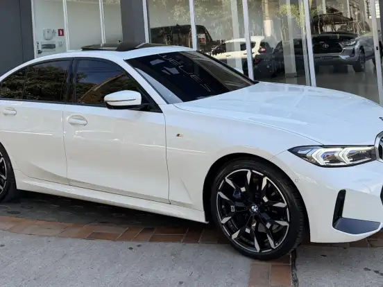 BMW-320i-2.0 16V TURBO FLEX M SPORT AUTOMÁTICO BMW-320i-2024