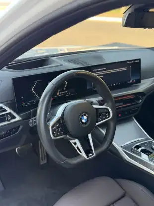 BMW-320i-2024