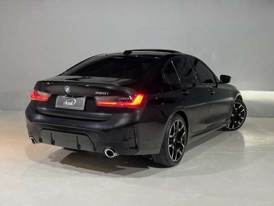 BMW-320i-2025