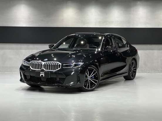BMW-320i-2023