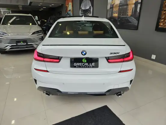 BMW-330i-2.0 16V TURBO GASOLINA M SPORT AUTOMÁTICO BMW-330i-2019