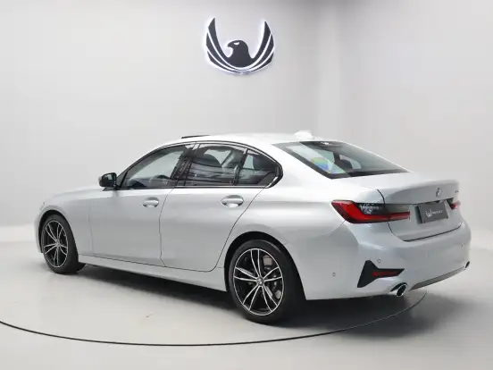 BMW-330i-2.0 16V TURBO GASOLINA SPORT AUTOMÁTICO BMW-330i-2019