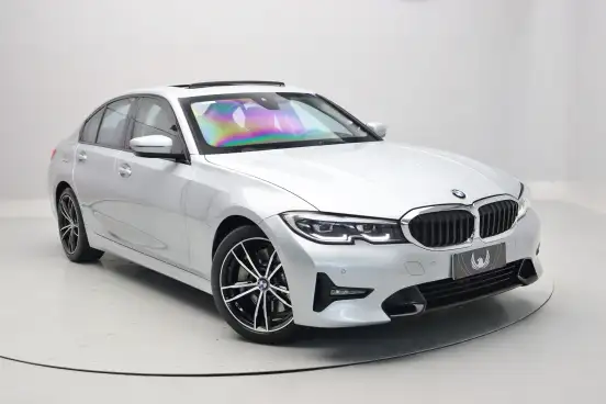 BMW-330i-2019