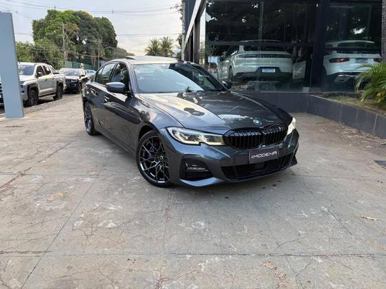 BMW 330i 2.0 16V TURBO GASOLINA M SPORT AUTOMÁTICO