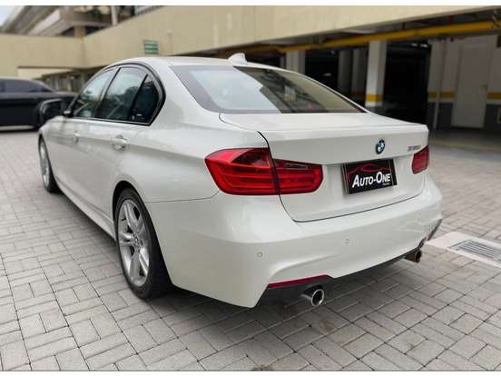 BMW-335i-2013
