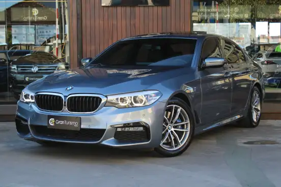 BMW-530i-2017