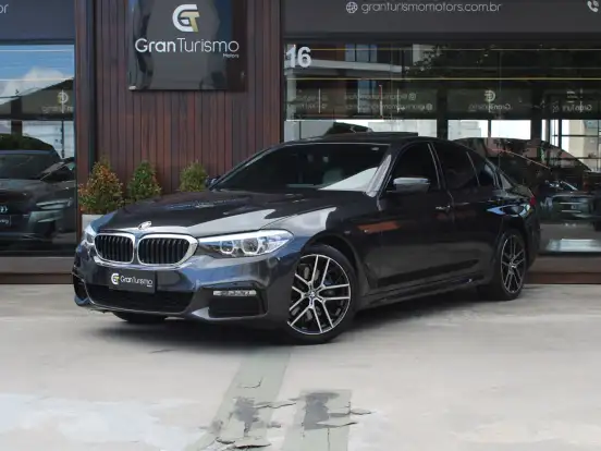 BMW-530i-2.0 16V TURBO GASOLINA M SPORT AUTOMÁTICO BMW-530i-2017