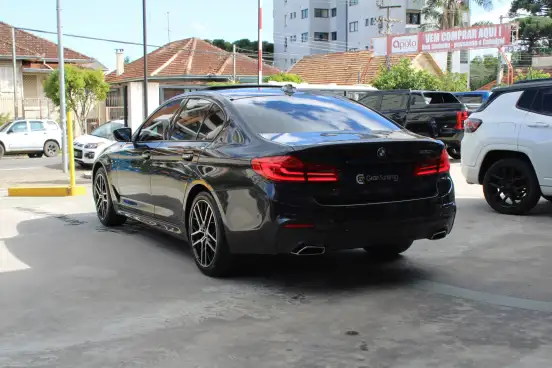 BMW-530i-2017