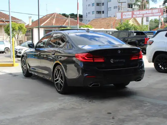 BMW-530i-2.0 16V TURBO GASOLINA M SPORT AUTOMÁTICO BMW-530i-2017