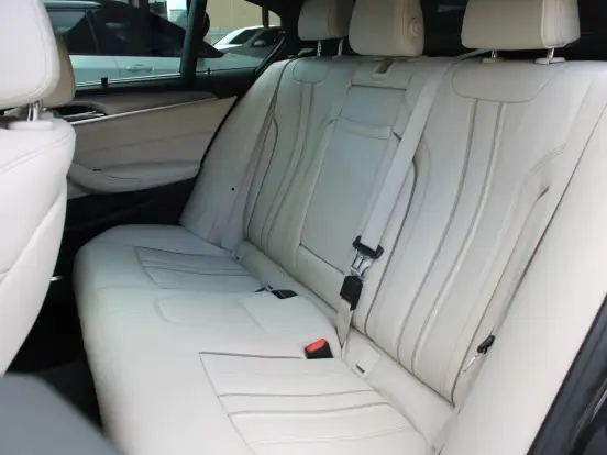BMW-530i-2.0 16V TURBO GASOLINA M SPORT AUTOMÁTICO BMW-530i-2017