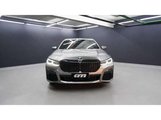 BMW-745Le-3.0 TWINPOWER HÍBRIDO M SPORT AUTOMÁTICO BMW-745Le-2021
