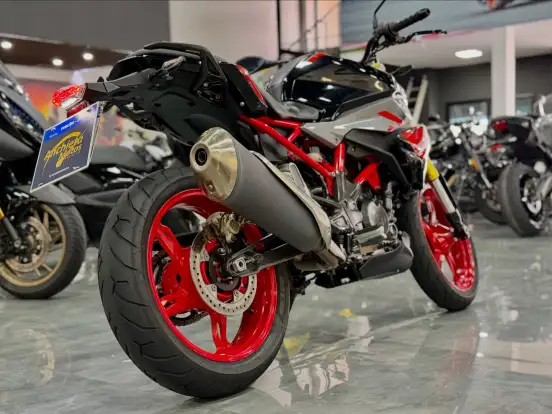 BMW-G 310 R BMW-G 310 R-2024