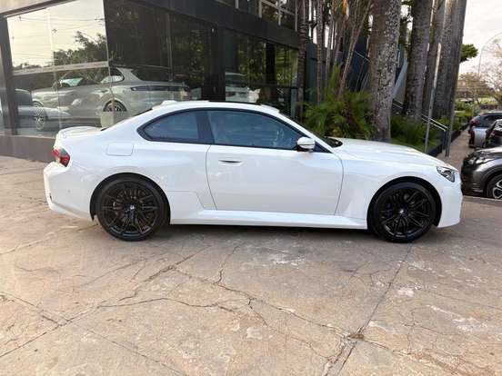 BMW-M2-2023