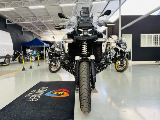 BMW-R 1300 GS ADVENTURE TRIPLE BLACK BMW-R 1300 GS ADVENTURE TRIPLE BLACK-2025