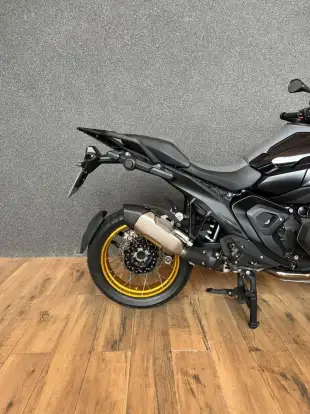 BMW-R 1300 GS TRIPLE BLACK BMW-R 1300 GS TRIPLE BLACK-2024