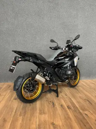 BMW-R 1300 GS TRIPLE BLACK BMW-R 1300 GS TRIPLE BLACK-2024