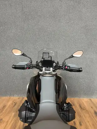 BMW-R 1300 GS TRIPLE BLACK BMW-R 1300 GS TRIPLE BLACK-2024