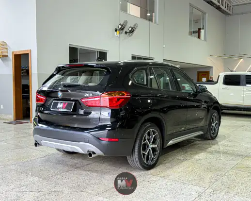 BMW-X1-2.0 16V TURBO ACTIVEFLEX SDRIVE20I 4P AUTOMÁTICO BMW-X1-2016
