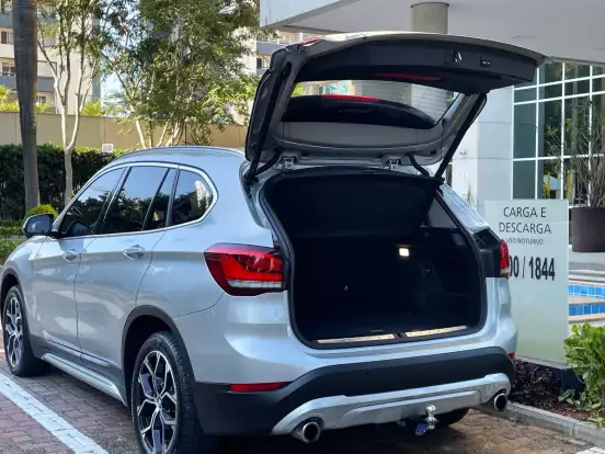 BMW-X1-2.0 16V TURBO ACTIVEFLEX SDRIVE20I X-LINE 4P AUTOMÁTICO BMW-X1-2019