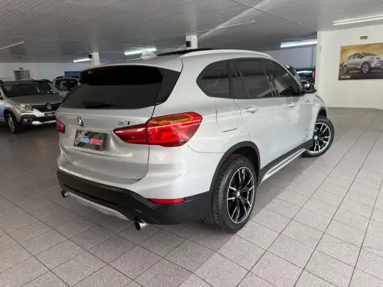 BMW-X1-2.0 16V TURBO GASOLINA SDRIVE20I X-LINE 4P AUTOMÁTICO BMW-X1-2016