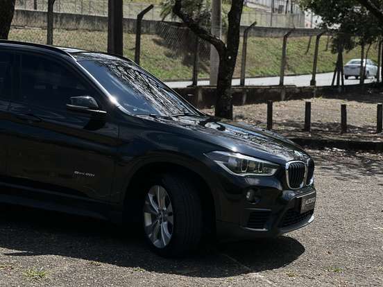 BMW-X1-2.0 16V TURBO ACTIVEFLEX SDRIVE20I 4P AUTOMÁTICO BMW-X1-2017