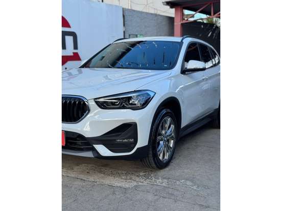 BMW-X1-2021