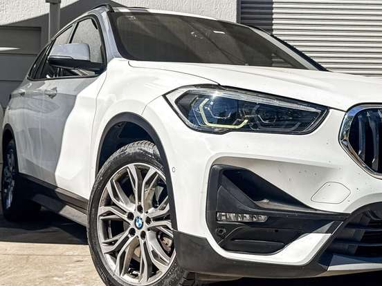 BMW-X1-2.0 16V TURBO ACTIVEFLEX SDRIVE20I 4P AUTOMÁTICO BMW-X1-2020