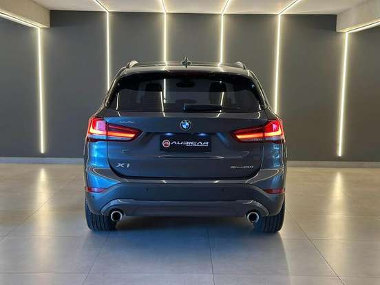 BMW-X1-2.0 16V TURBO ACTIVEFLEX SDRIVE20I 4P AUTOMÁTICO BMW-X1-2020