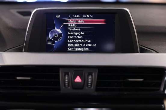 BMW-X1-2.0 16V TURBO ACTIVEFLEX SDRIVE20I 4P AUTOMÁTICO BMW-X1-2017