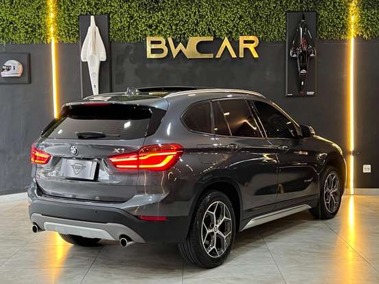 BMW-X1-2018