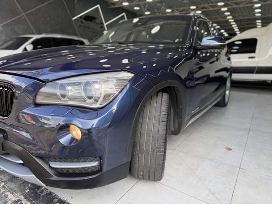 BMW-X1-2.0 16V TURBO GASOLINA SDRIVE20I 4P AUTOMÁTICO BMW-X1-2014