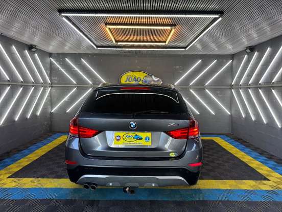 BMW-X1-2.0 16V TURBO GASOLINA SDRIVE20I 4P AUTOMÁTICO BMW-X1-2013