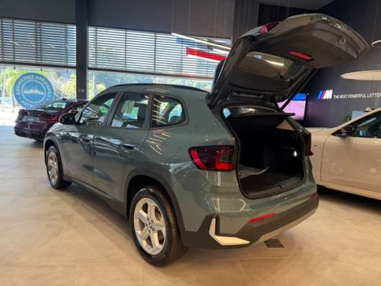 BMW-X1-2.0 16V TURBO GASOLINA SDRIVE20I GP STEPTRONIC BMW-X1-2026