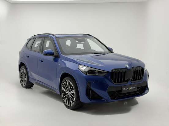 BMW-X1-2024