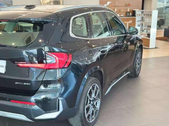 BMW-X1-2025