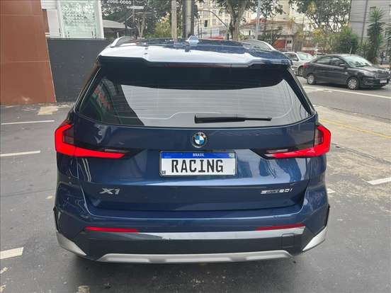 BMW-X1-2024