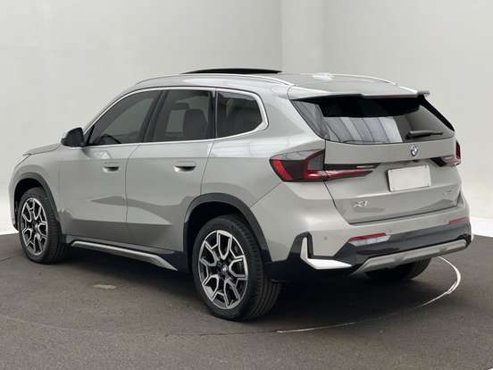 BMW-X1-2.0 16V TURBO GASOLINA SDRIVE20I X-LINE STEPTRONIC BMW-X1-2023