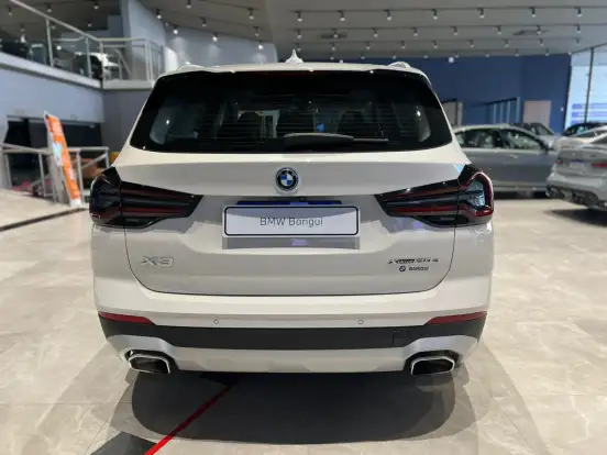 BMW-X3-2021