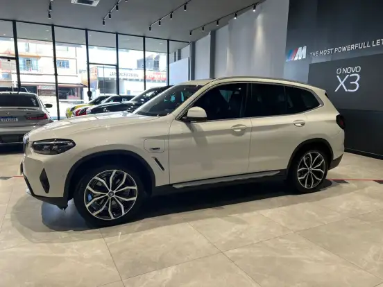 BMW-X3-2.0 16V HÍBRIDO X LINE XDRIVE30E STEPTRONIC BMW-X3-2021