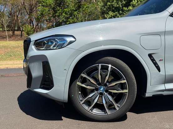 BMW-X3-2.0 16V HÍBRIDO M SPORT XDRIVE30E STEPTRONIC BMW-X3-2023