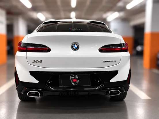 BMW-X4-2024