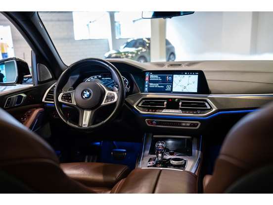 BMW-X5-2018