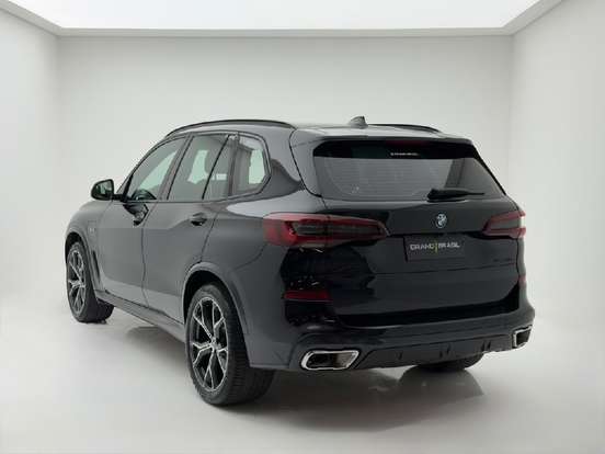 BMW-X5-2023