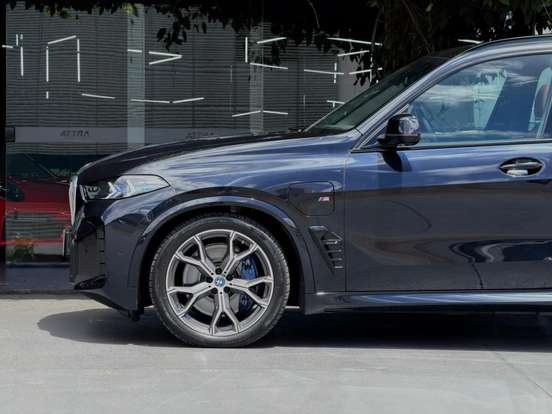 BMW-X5-2023