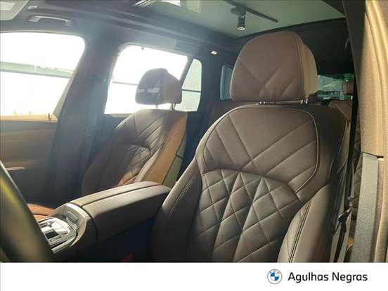 BMW-X5-2024