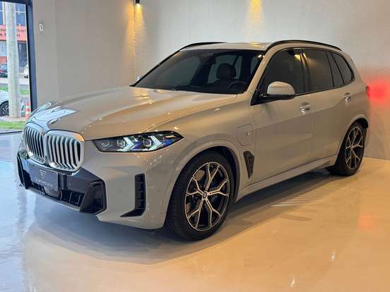 BMW-X5-2024