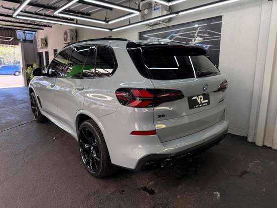 BMW-X5-3.0 I6 TURBO HÍBRIDO XDRIVE50E M SPORT AUTOMÁTICO BMW-X5-2023