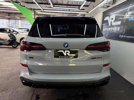 BMW-X5-3.0 I6 TURBO HÍBRIDO XDRIVE50E M SPORT AUTOMÁTICO BMW-X5-2023